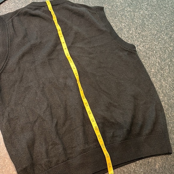 Men’s TURNBURY MERINO WOOL VEST - Picture 5 of 5